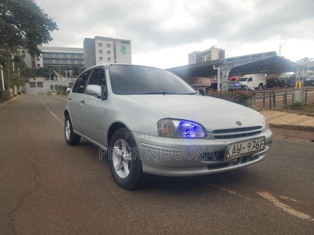 Toyota Starlet 1996 Silver