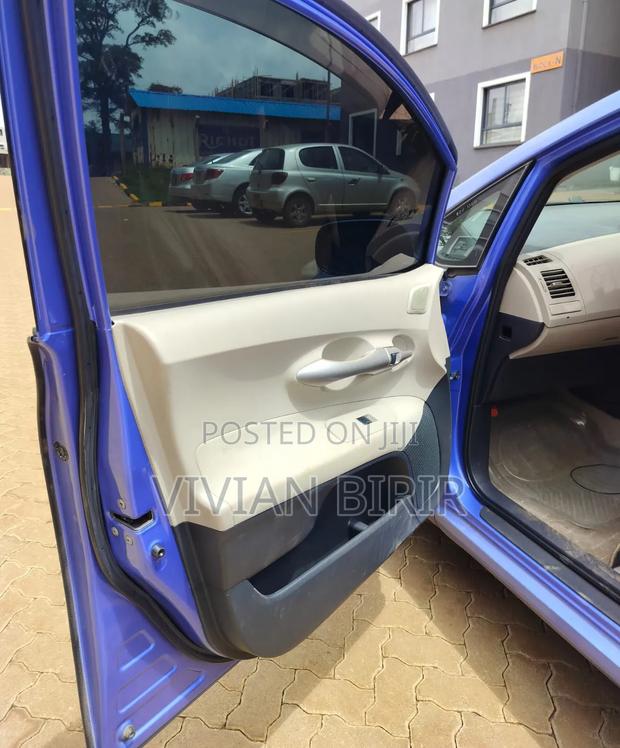 Toyota Auris 2009 Blue