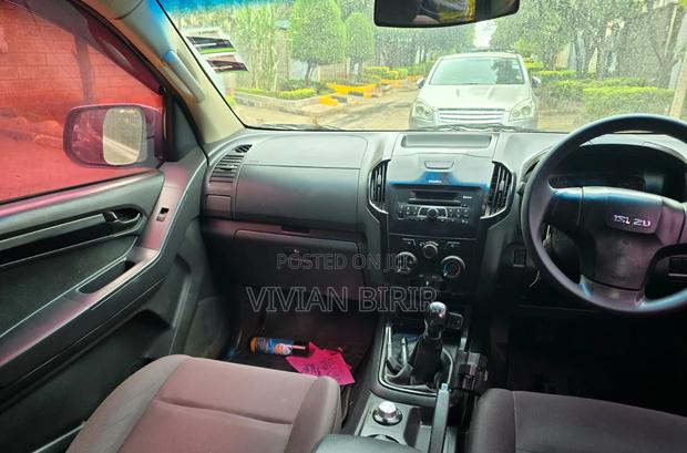 Isuzu D-MAX 2019 Gray