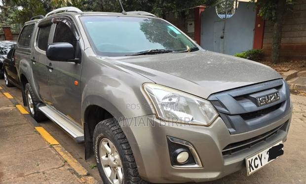 Isuzu D-MAX 2019 Gray