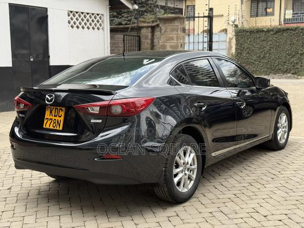 Mazda Axela SV Premium 2014 Black