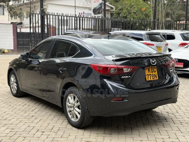 Mazda Axela SV Premium 2014 Black