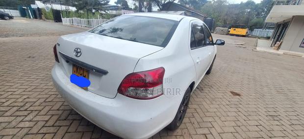 Toyota Belta 2009 White