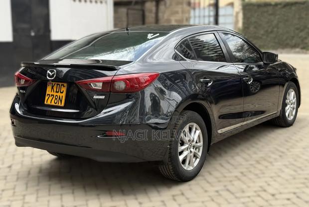 Mazda Axela SV Premium 2014 Black
