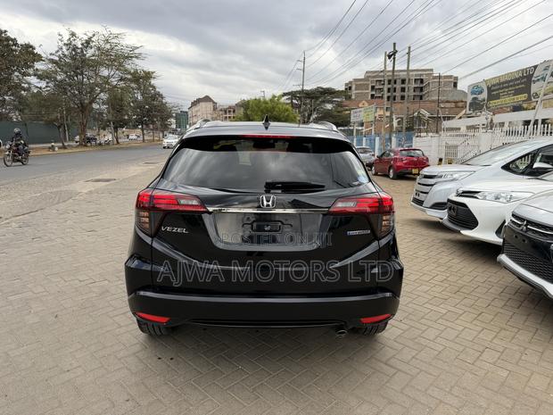 Honda Vezel 1.5 Hybrid 2WD 2019 Black