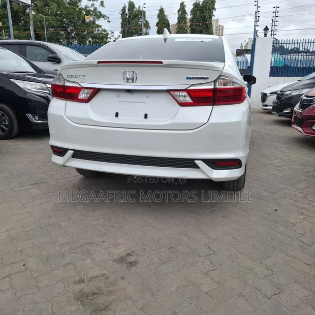 Honda Grace 1.5 Hybrid FWD 2019 White