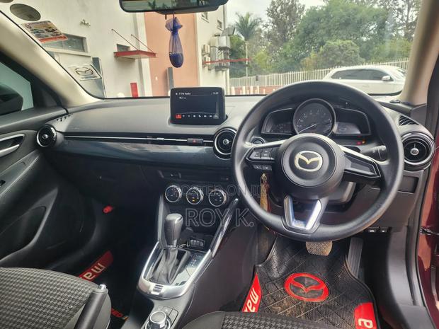 Mazda Demio 2018 Maroon