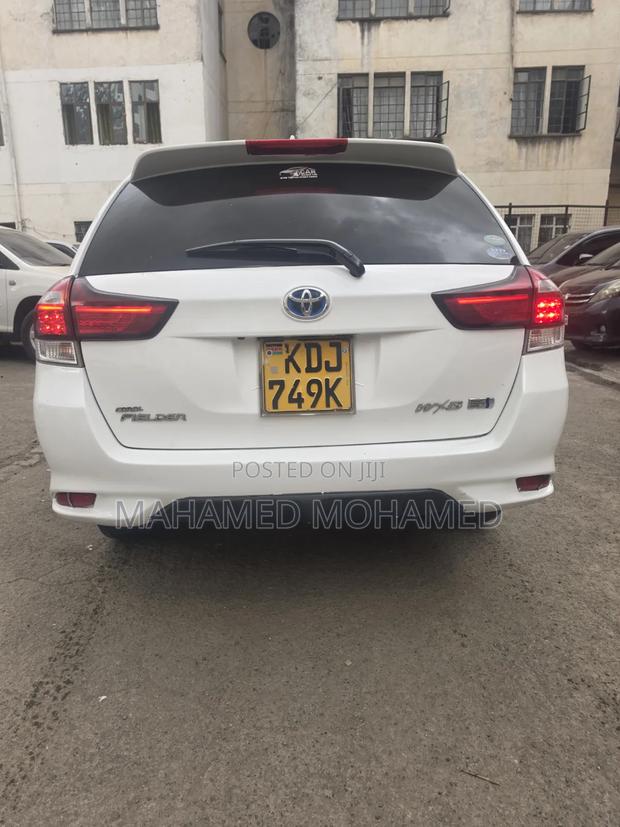 Toyota Corolla Fielder 2015 White
