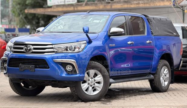 Toyota Hilux Revo Double Cab Deisel 2.4 AWD 2020 Blue