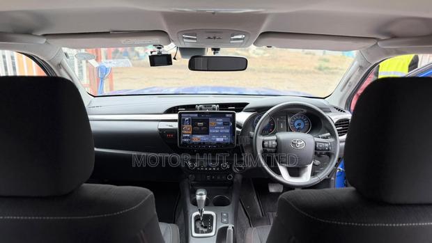 Toyota Hilux Revo Double Cab Deisel 2.4 AWD 2020 Blue