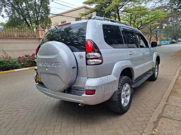 Toyota Land Cruiser Prado 3.0 D-4D 5dr 2005 Silver