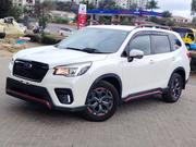 Subaru Forester Touring AWD 2019 White for sale