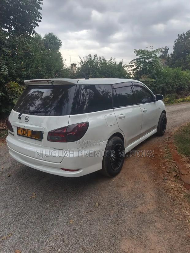 Nissan Wingroad 2010 White