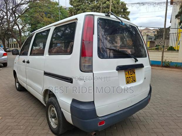 Toyota TownAce 2005 White