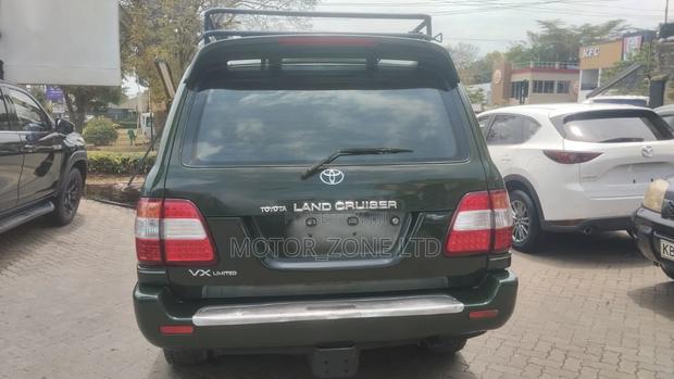 Toyota Land Cruiser 1998 Green