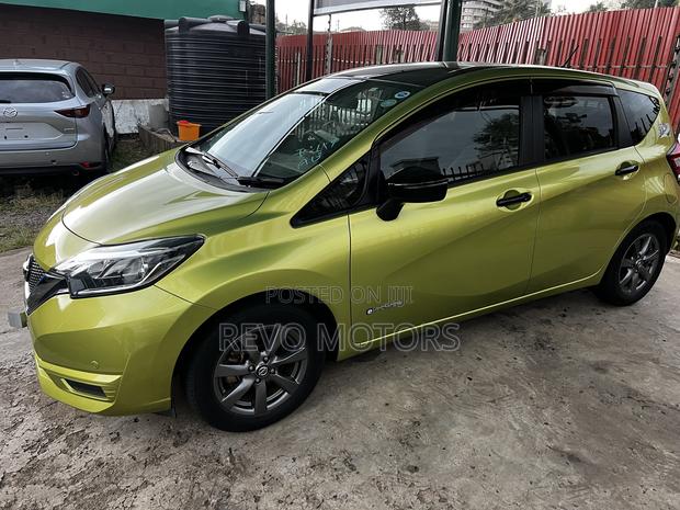 Nissan Note 1.2 Hybrid 2019 Green