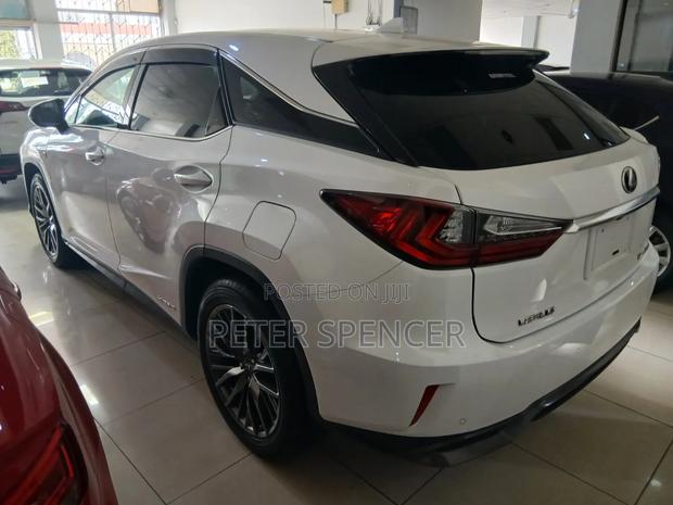 Lexus RX 2021 White