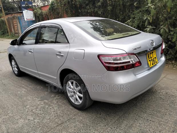 Toyota Premio 2013 Silver