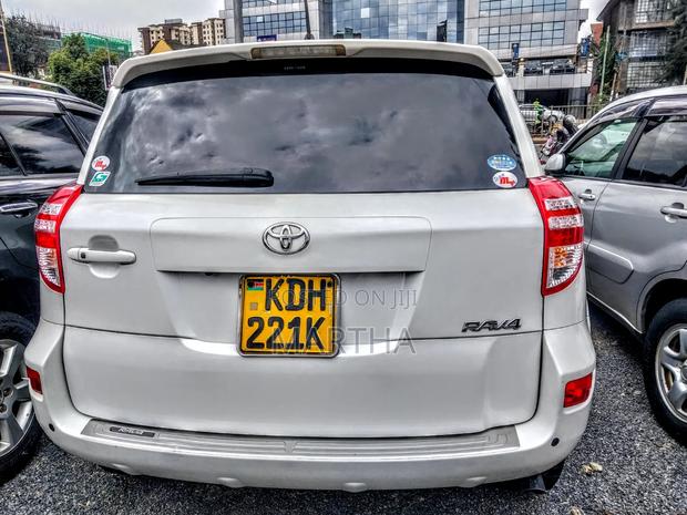 Toyota RAV4 2018 White