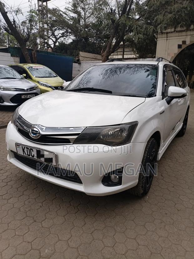 Toyota Corolla Fielder 2014 White