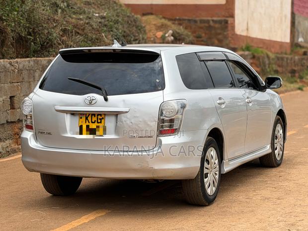 Toyota Corolla Fielder 1.8 Petrol FWD 2008 Silver