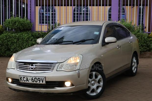 Nissan Bluebird 2007 Beige