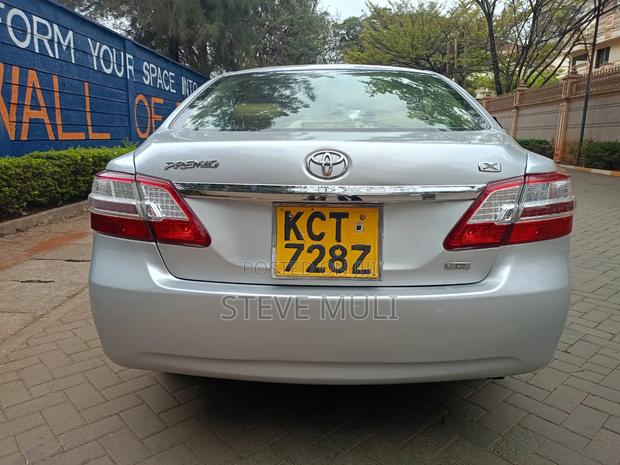 Toyota Premio 1.8 FWD 2012 Silver