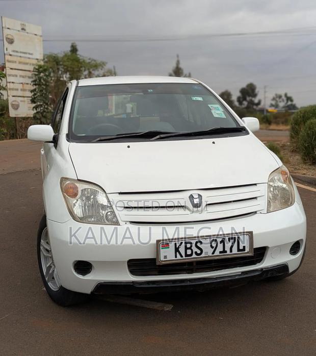 Toyota IST 2006 White