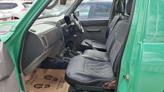 Nissan Hardbody 2016 Green