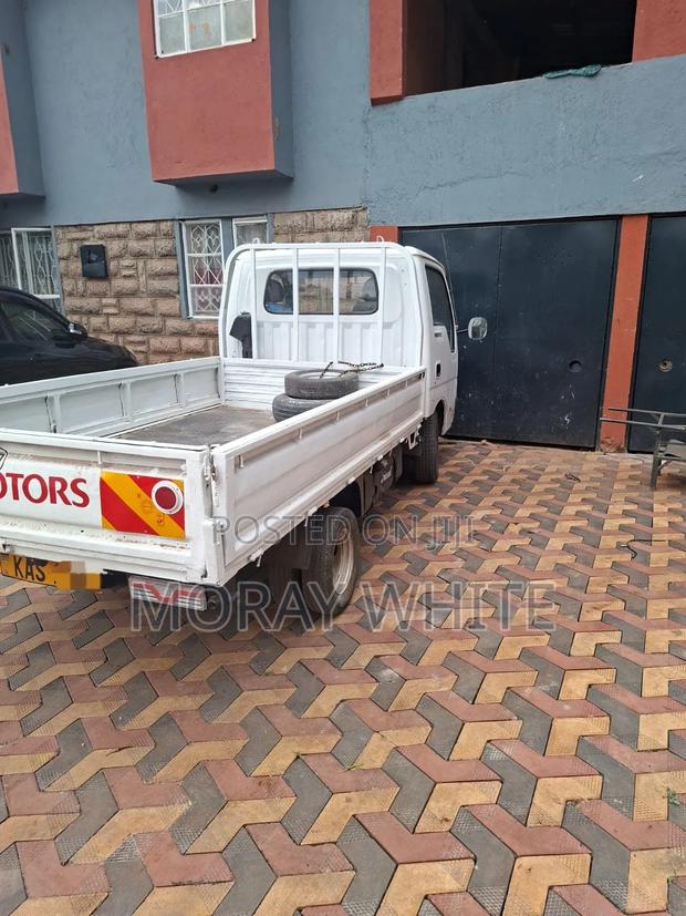 Kia K3000 2005 White