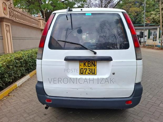 Toyota TownAce 2004 White