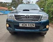Toyota Hilux 2011 Green for sale