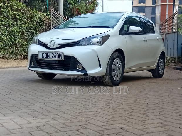 Toyota Vitz 1.0 FWD 5dr 2016 White