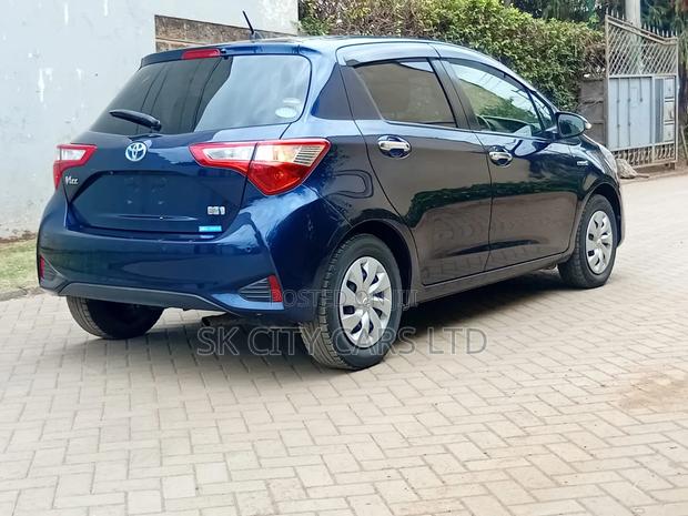 Toyota Vitz 1.5 FWD Hybrid 5dr 2019 Blue