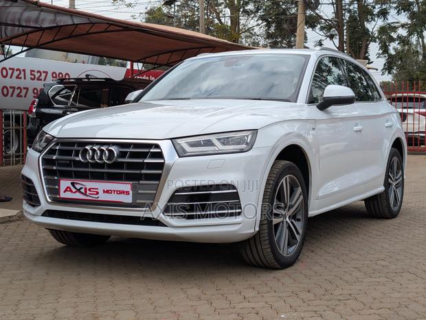 Audi Q5 2.0T Premium AWD quattro 2019 White