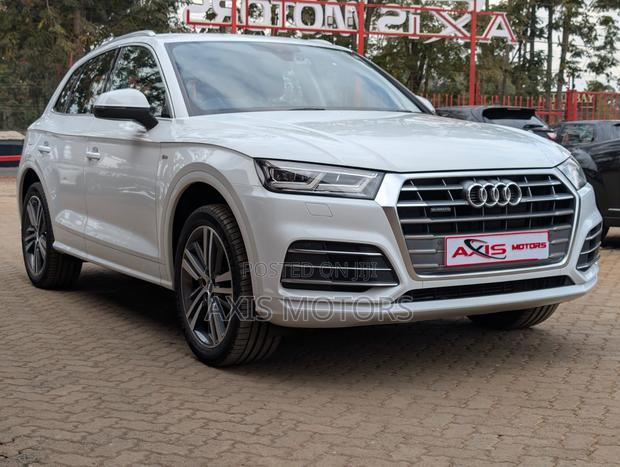Audi Q5 2.0T Premium AWD quattro 2019 White