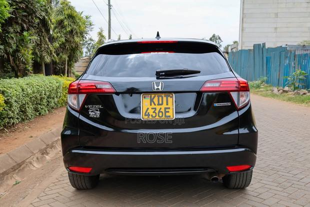 Honda Vezel 2017 Blue
