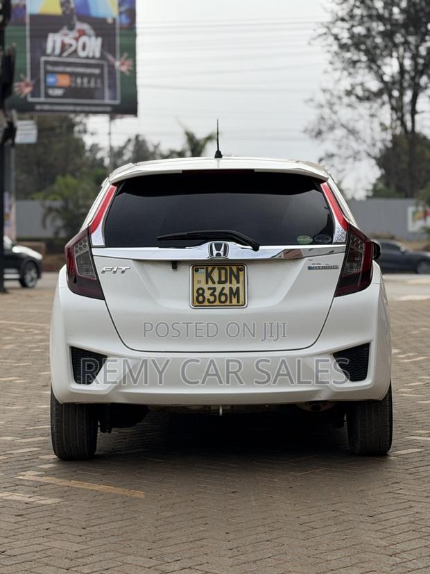 Honda Fit 2016 White