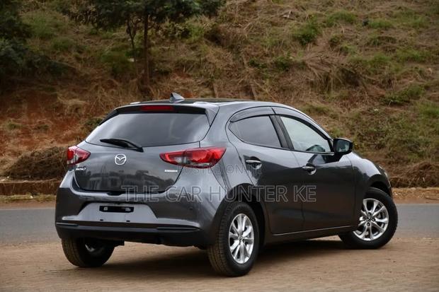 Mazda 2 2020 Gray