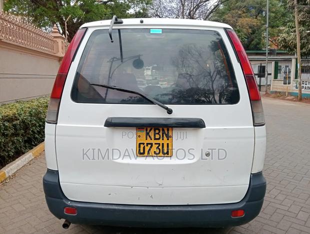Toyota TownAce 2004 White