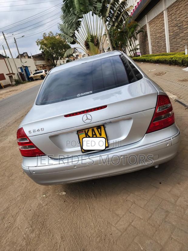 Mercedes-Benz E240 2003 Silver