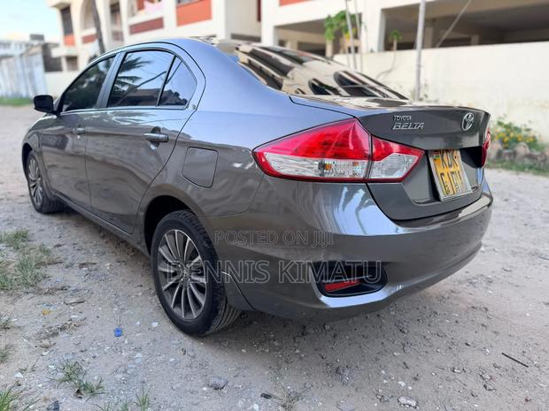 Toyota Belta 2022 Gray