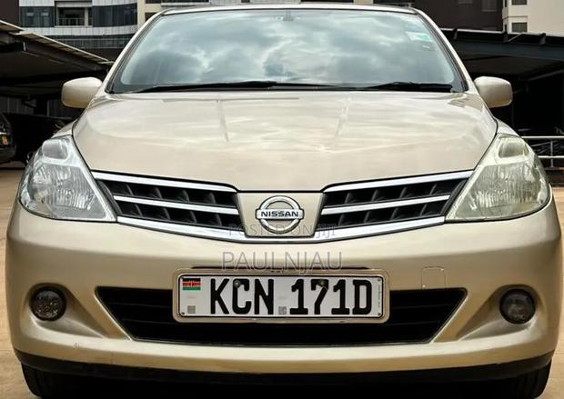 Nissan Tiida 2010