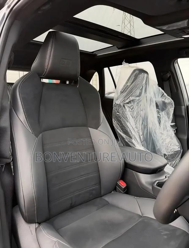 Toyota RAV4 LE AWD 2020 Gray