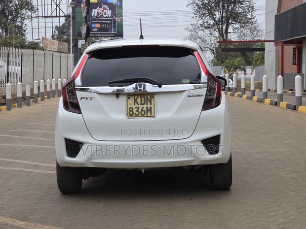 Honda Fit 2016 White