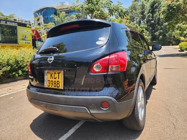 Nissan Dualis 2011 Black