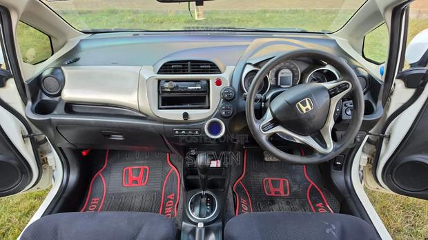 Honda Fit 2013 White