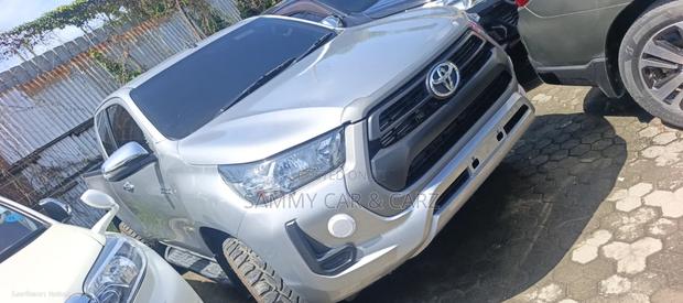 Toyota Hilux Revo Smart Cab Deisel 2.4 AWD 2020 Silver
