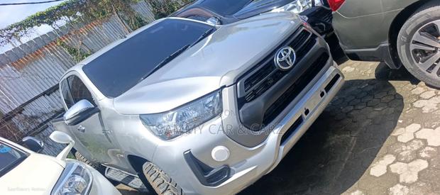 Toyota Hilux Revo Smart Cab Deisel 2.4 AWD 2020 Silver