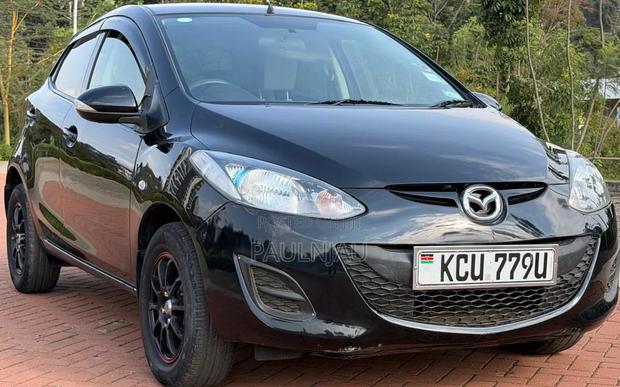 Mazda Demio 2012
